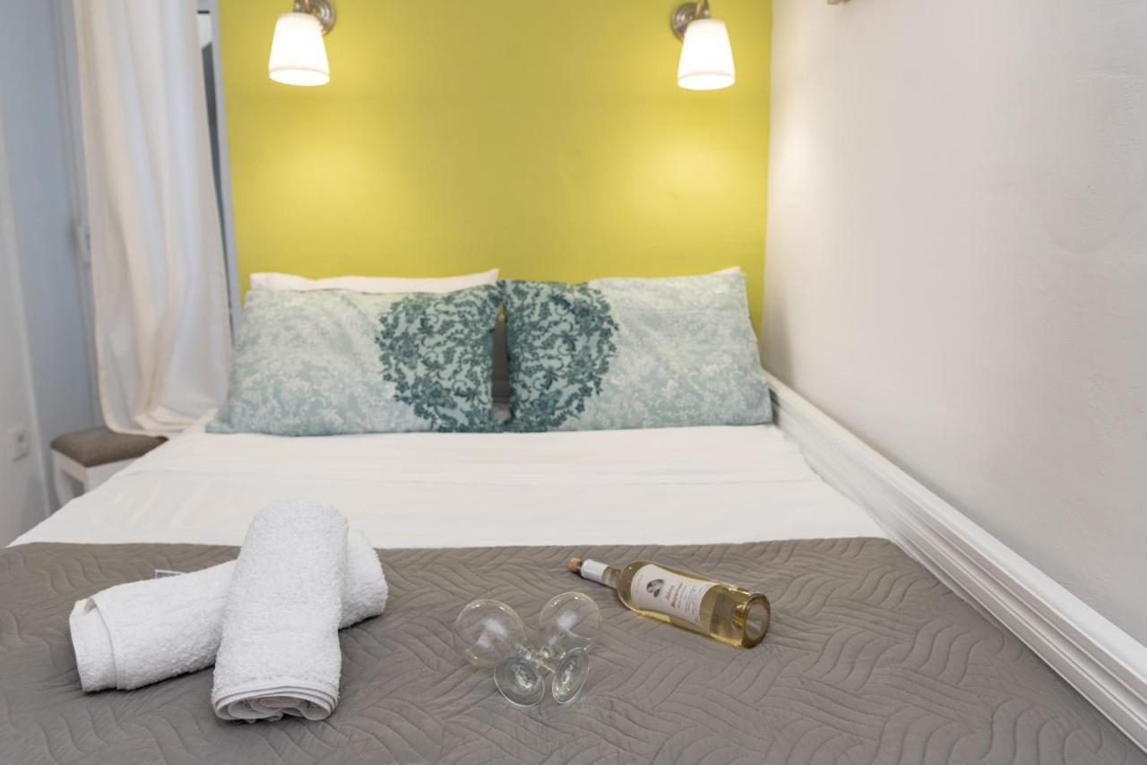 Antheon Apartments Βαθύ Εξωτερικό φωτογραφία