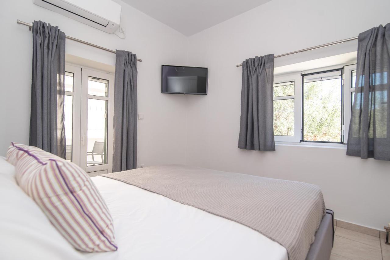 Antheon Apartments Βαθύ Εξωτερικό φωτογραφία